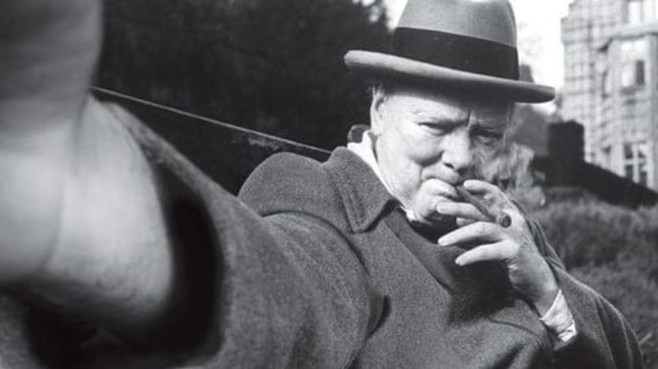 Churchill v Dardanelské úžině ztratil šest bitevních lodí